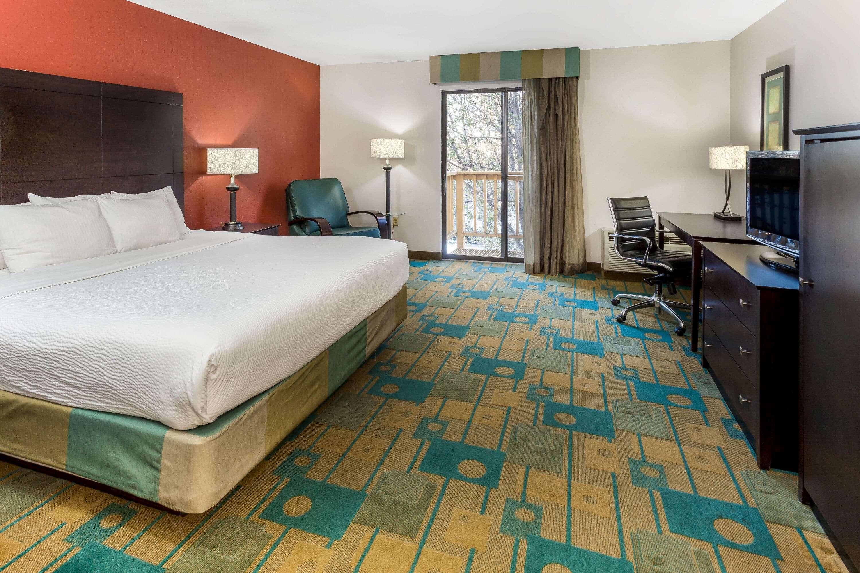 La Quinta Inn By Wyndham Sheboygan Exterior photo